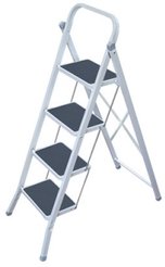 Стремянка 4 ступени с широкими ступенями+коврик резиновый