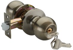 Ручка с защелкой Qually 607 ET (с фиксатором, с ключом) бронза