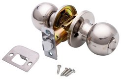 Ручка с защелкой Qually 607 BK (с фиксатором, без ключа) хром