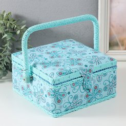 Шкатулка для рукоделия Бабочки и цветочки на голубом 20х20х11см арт.9716969