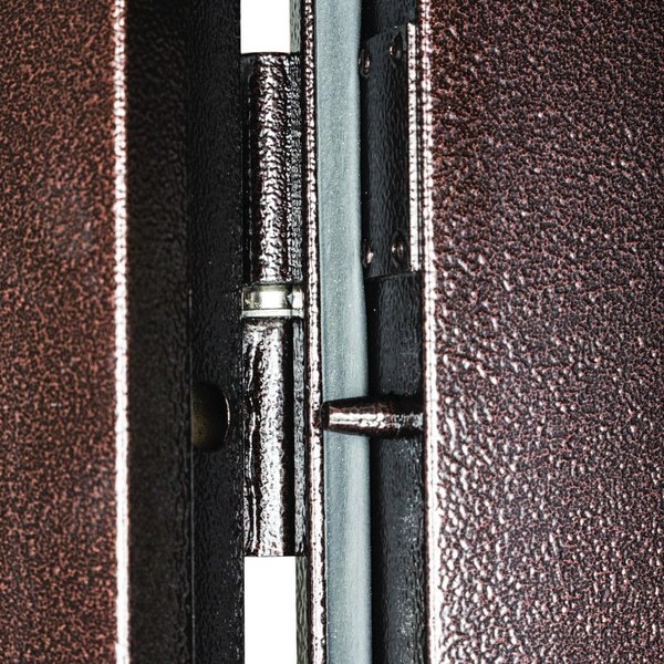 Дверь входная Спец-BMD итальянский орех 950х2050мм правая