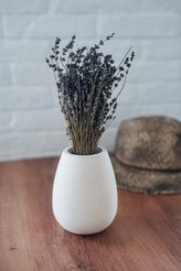 Ваза декоративная из гипса Пелика 15см для сухих растений белая