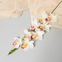 Цветок искусственный Камбрия белый 71см