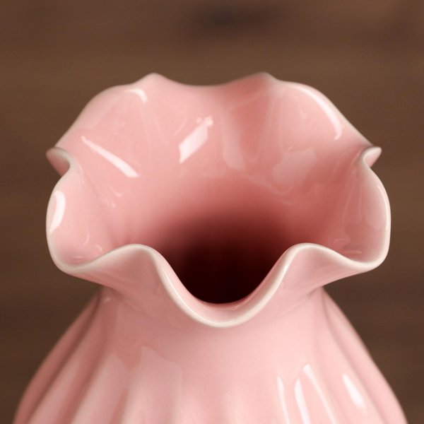 Ваза керамическая настольная Лилия 21см розовый