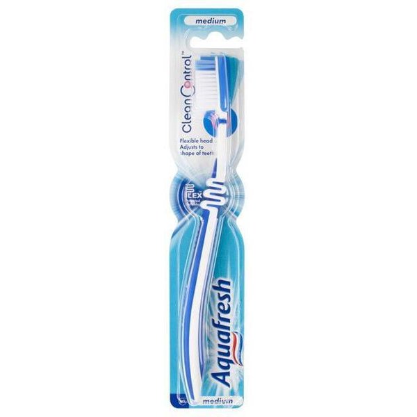 Щетка зубная Aquafresh In-Between Clean средняя жесткость