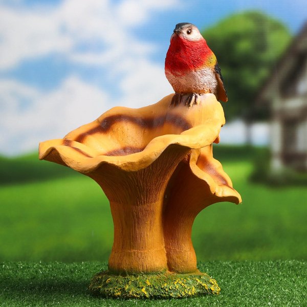 Фигура садовая Гриб рыжик с птичкой 20х22х32см